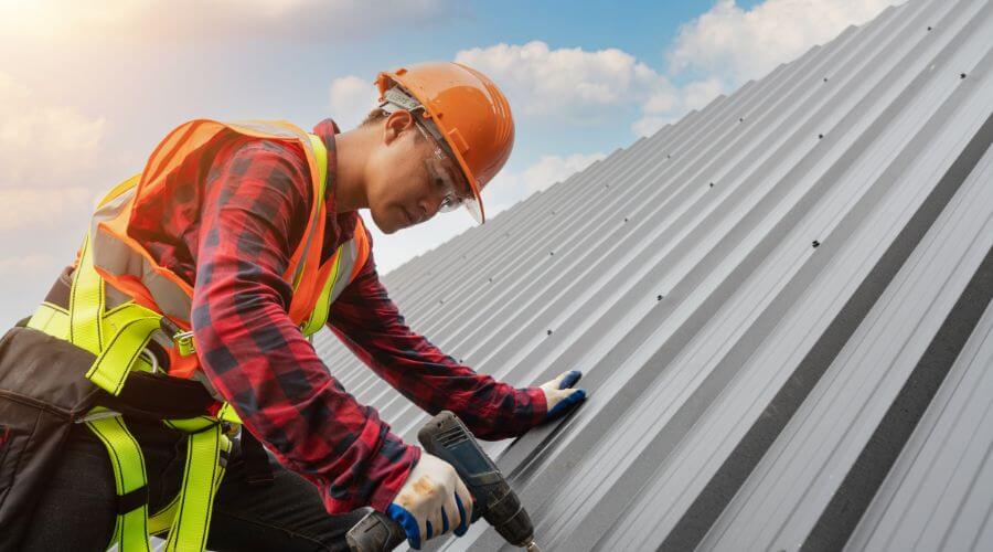 Professional gutter cleaning in Pedro, OH